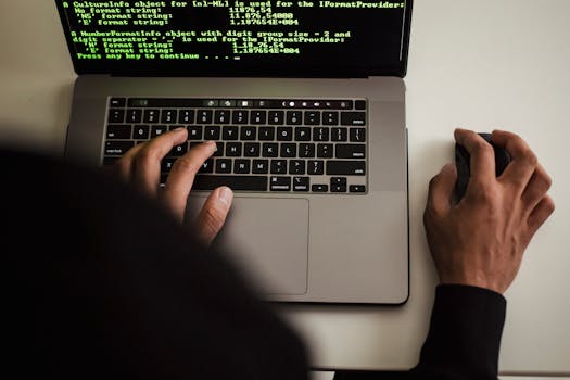 Camadas de proteção digital integradas à infraestrutura de hospedagem.