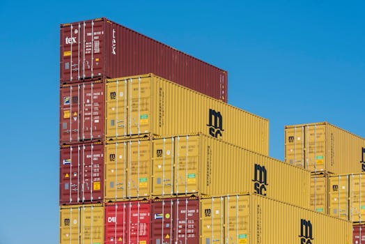 Visualização de containers isolando aplicações em servidores.