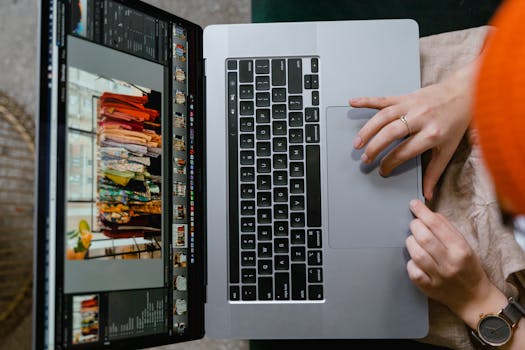 Representação visual de um mercado digital com foco em nomes de domínio e marcas.