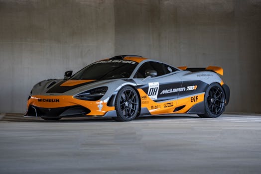 Virtualização de servidores e processos.