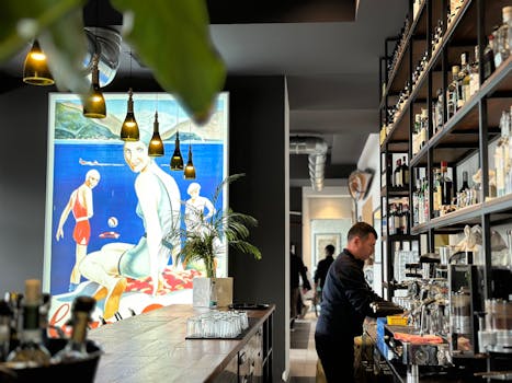 Ambiente digital moderno com dispositivos diversos.